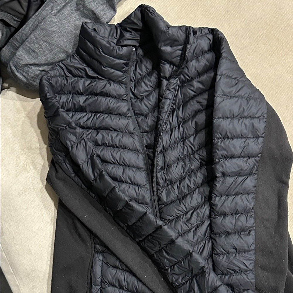 Men's Black Puffer Jacket